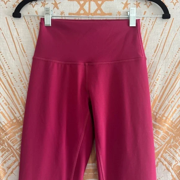 Lululemon Wunder Train Contour Fit 25” Leggings in Pomegranate size 4 - Picture 8 of 11